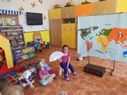 Divadlo Cestujeme kolem světa za pohádkou